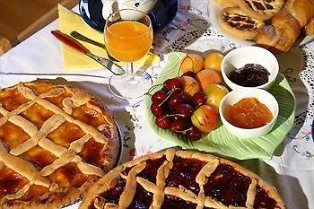 San Firmano לינה וארוחת בוקר 5*